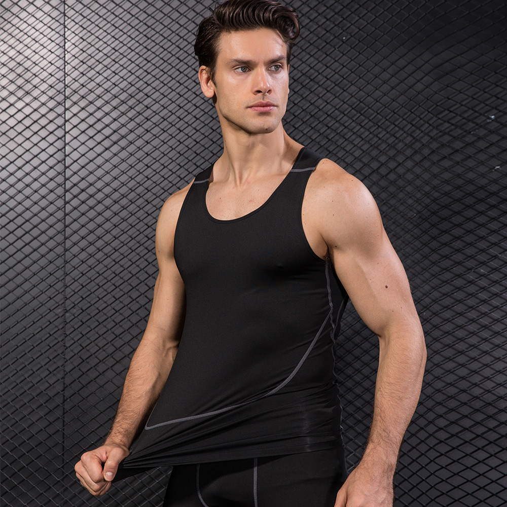 Men Black Sport Skinny Vest Ti - Base Layer Top のレビューと価格