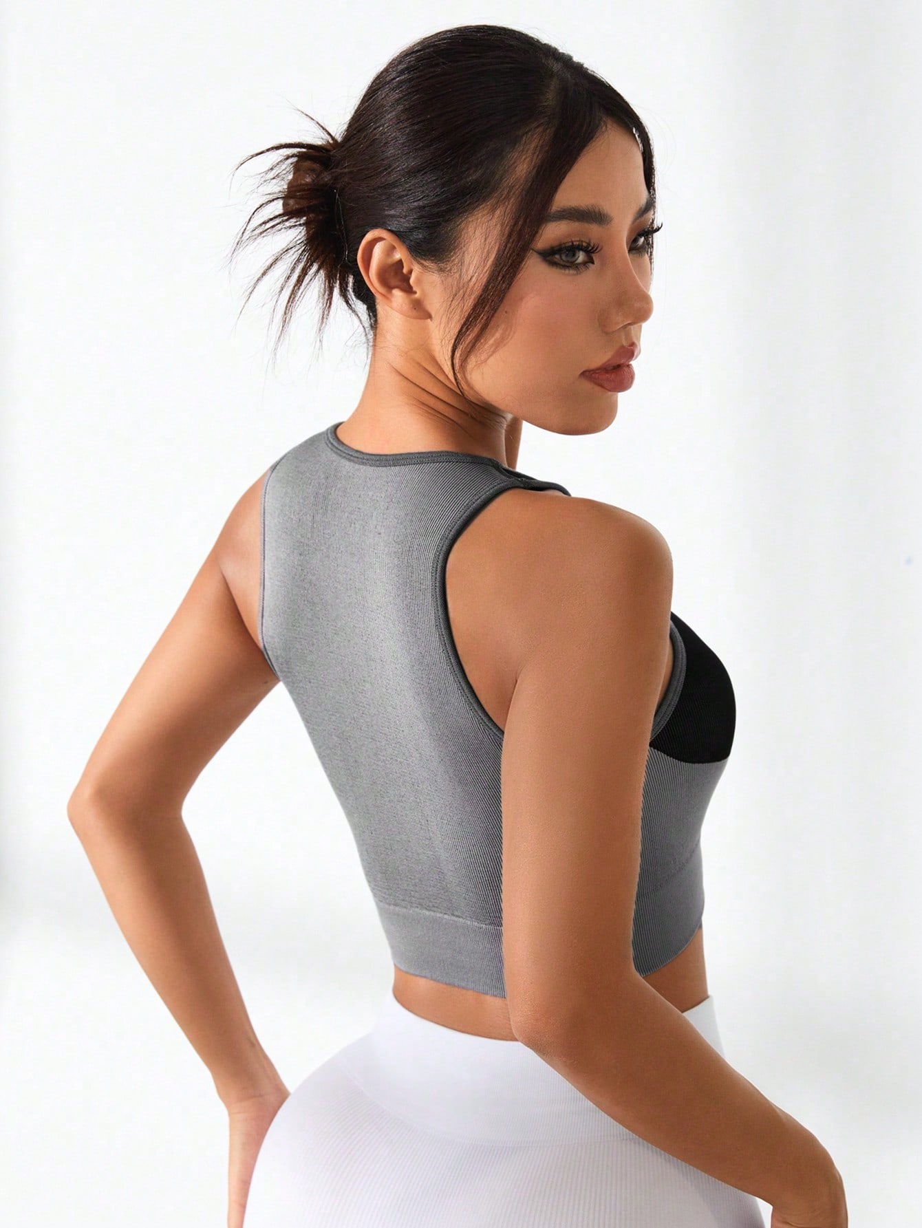 Women Color Block Cross Line R - Tank Top Ribbed のレビューと価格
