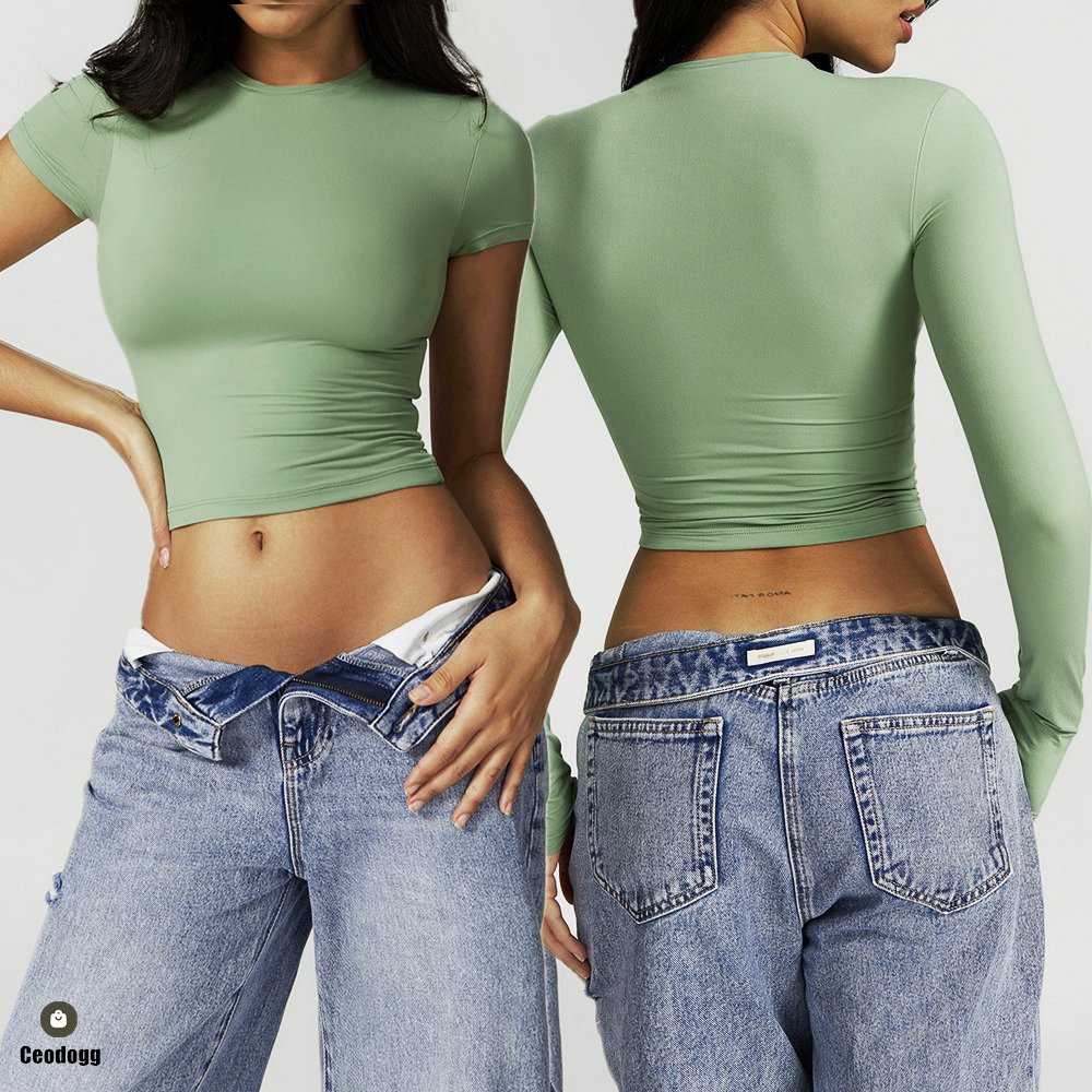 Women's Tight Fitting Sports T - T Shirt Tight Fit のレビューと価格