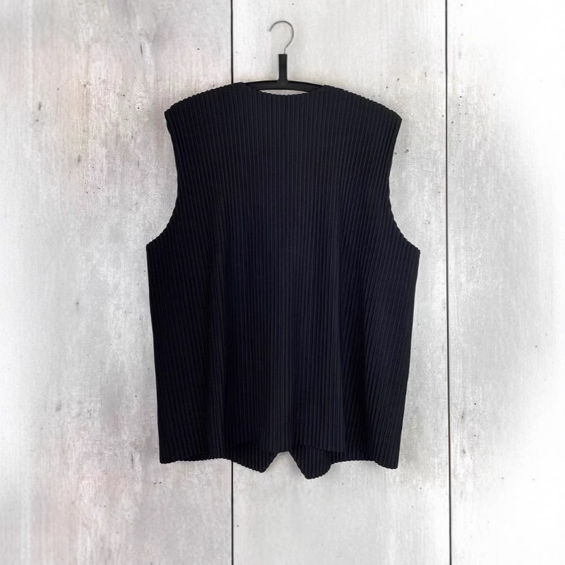 Miyake Pleated Original Unders - Undershirt Crew Neck のレビューと価格